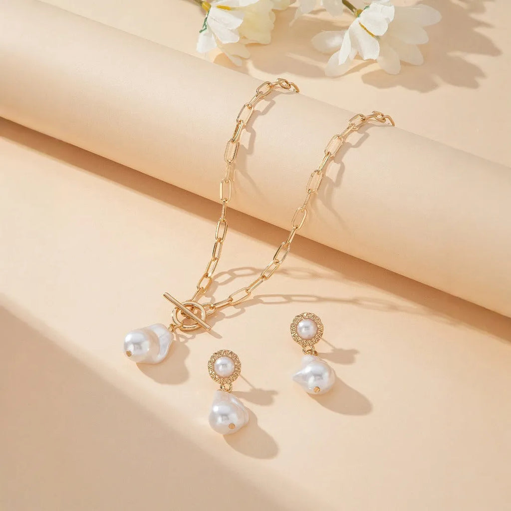 Gold retro baroque pearl necklace and earrings jewellery set