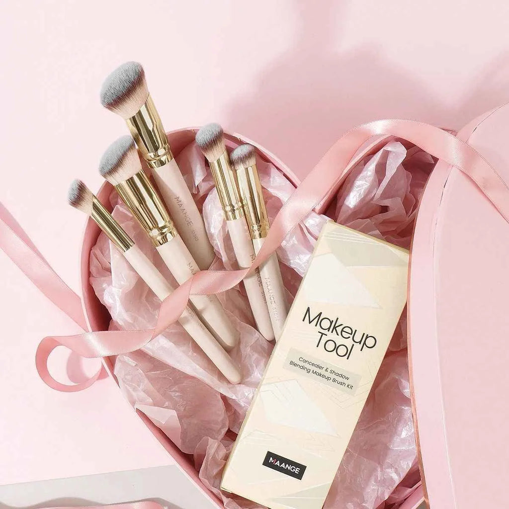 MAANGE set of five angled apricot-coloured makeup brushes with synthetic bristles for blush and contouring.