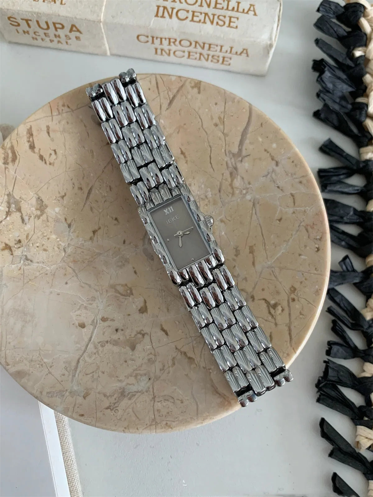 Mid-century antique design ladies bracelet watch with 15mm dial and butterfly buckle