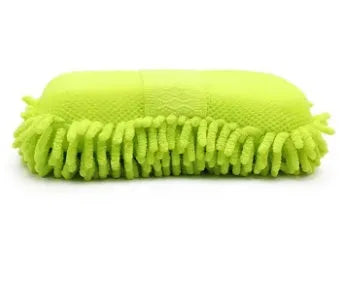 Silver green car wash sponge measuring 14cm by 25cm with chenille microfiber construction