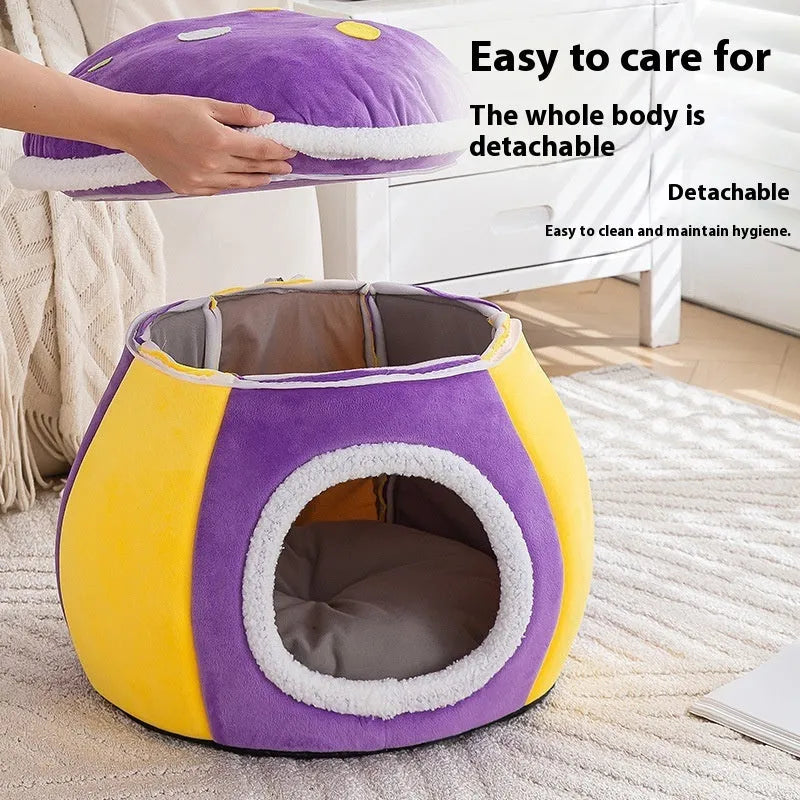 Mushroom-shaped plush cat bed in grey colour with detachable blanket