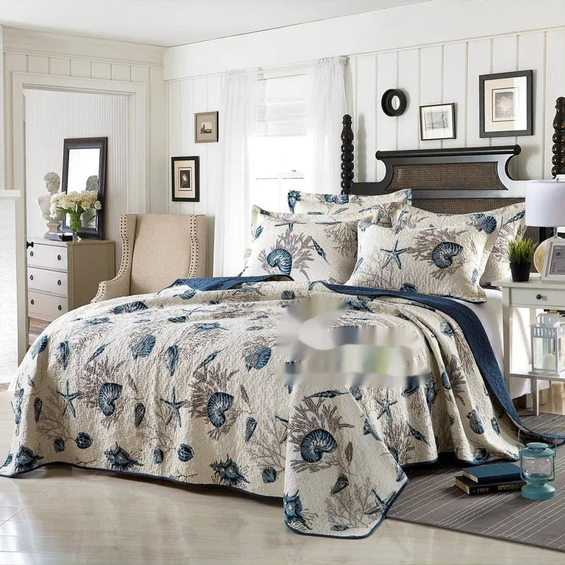 Quilted cotton bed cover set with pillowcases in American style pattern