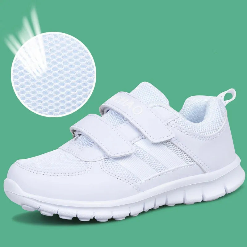 Boys' black waterproof non-slip deodorant sports shoes with mesh upper and rubber sole