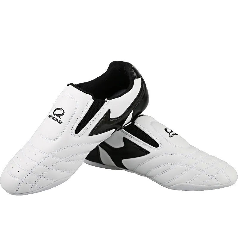 Black and white children martial arts shoes for boxing and Sanda training with soft bottom design
