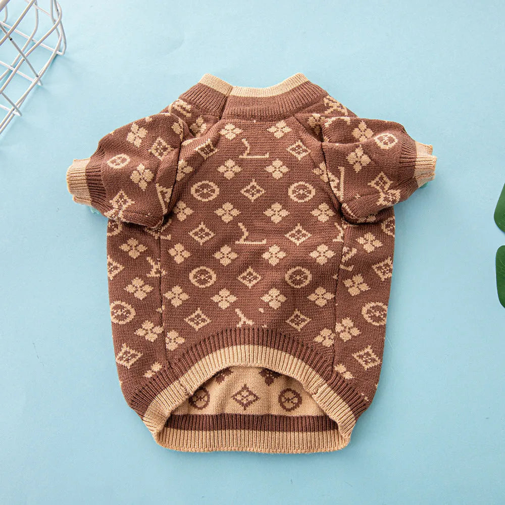 Wool dog sweater in European American style for autumn and winter wear