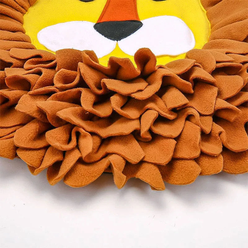 Brown Lion Sniffing Pad blanket for dogs and cats with textured Yizhiwen surface for hiding food.