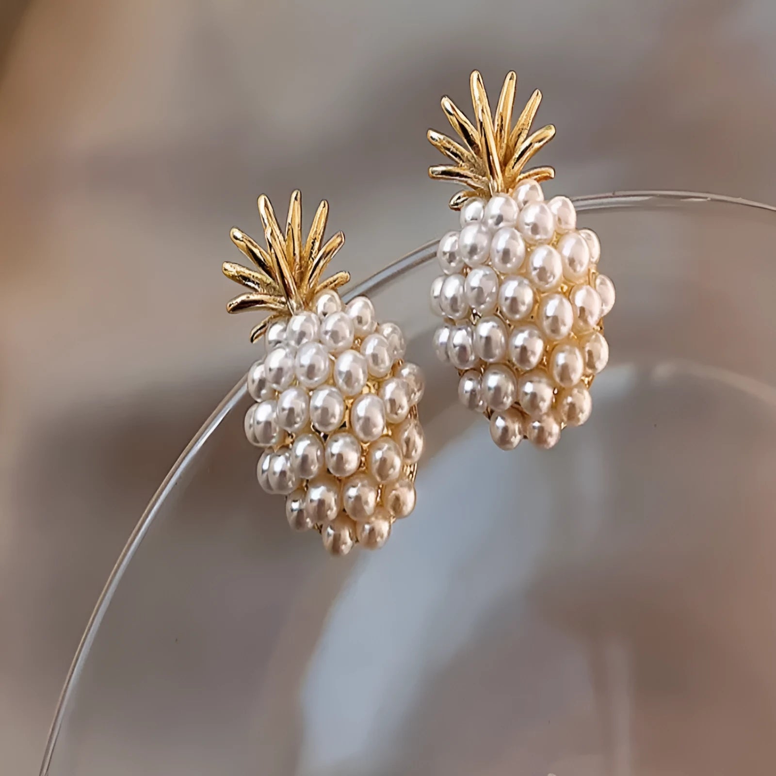 Women's pineapple starfish pearl alloy earrings with Korean style design and gem inlay