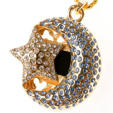 Metal USB flash drive keyring accessory with jewellery design showing USB connector