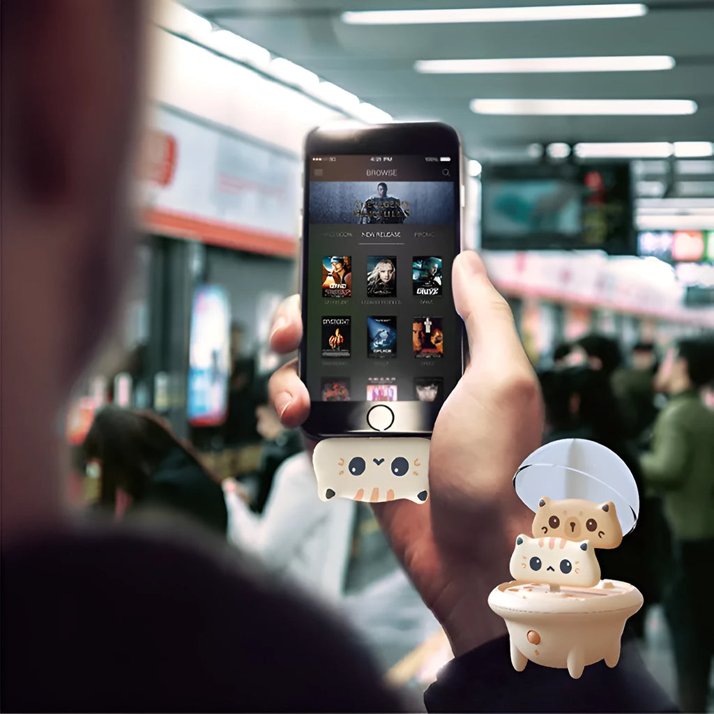 Cartoon bear or cat style power bank for Apple iPhone charging