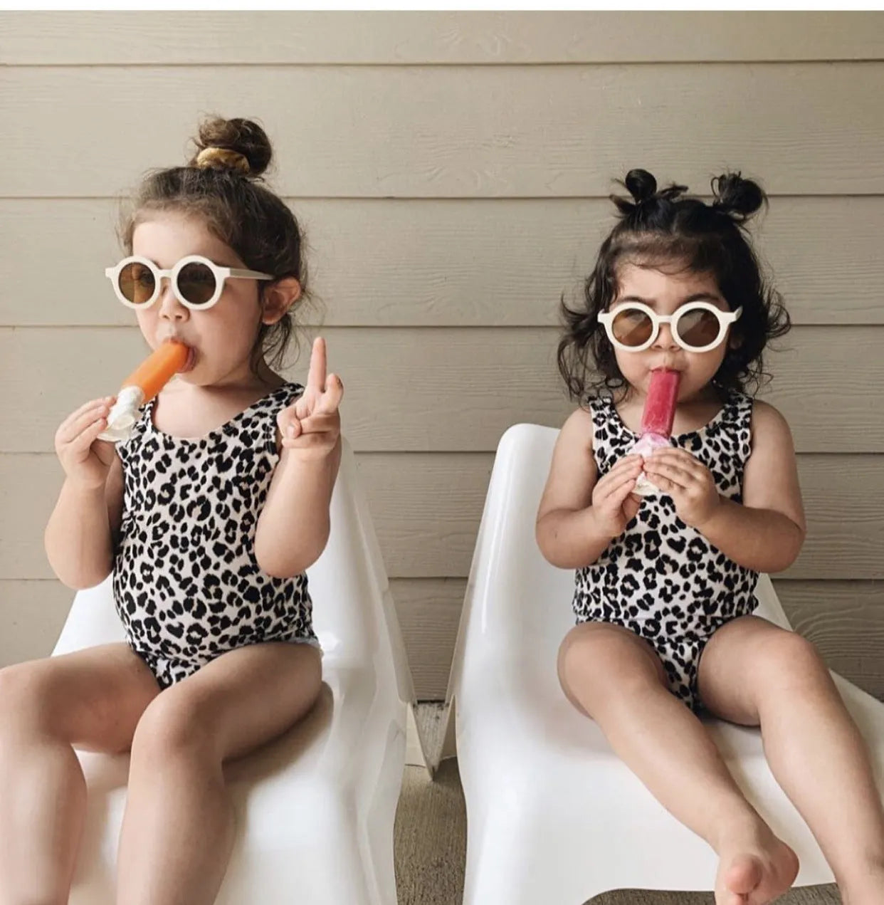 Children round frame retro mocha glasses on a child, showing the PC frame and resin lenses available in Beige, Brown, Green, Orange Red, Orange Yellow, Pink, and Purple colours