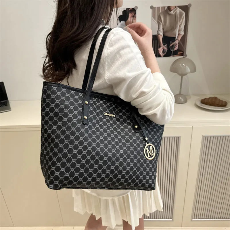 Western style PU leather shoulder bag with sewing thread detail and polyester lining.