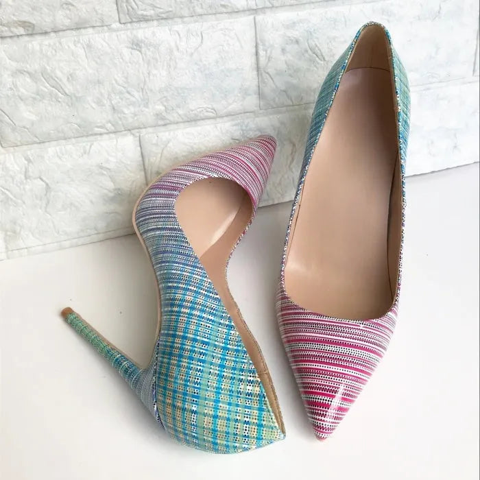 Pink blue gradient patent leather ladies high-heel shoes with pointed toe and thin heel.