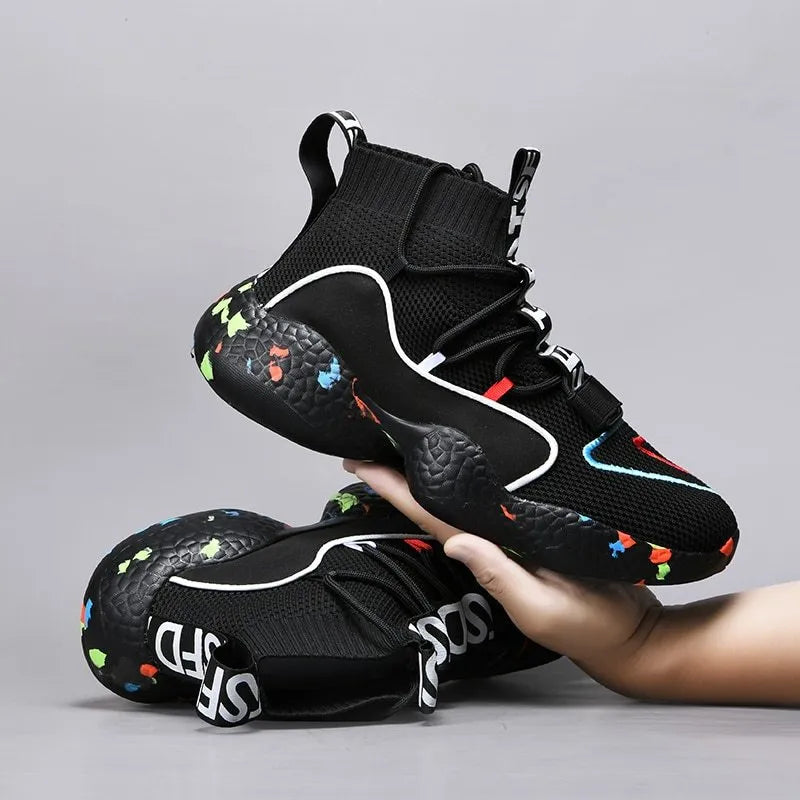 Men's camouflage pattern mesh sneakers with flat rubber sole in black and white colour options