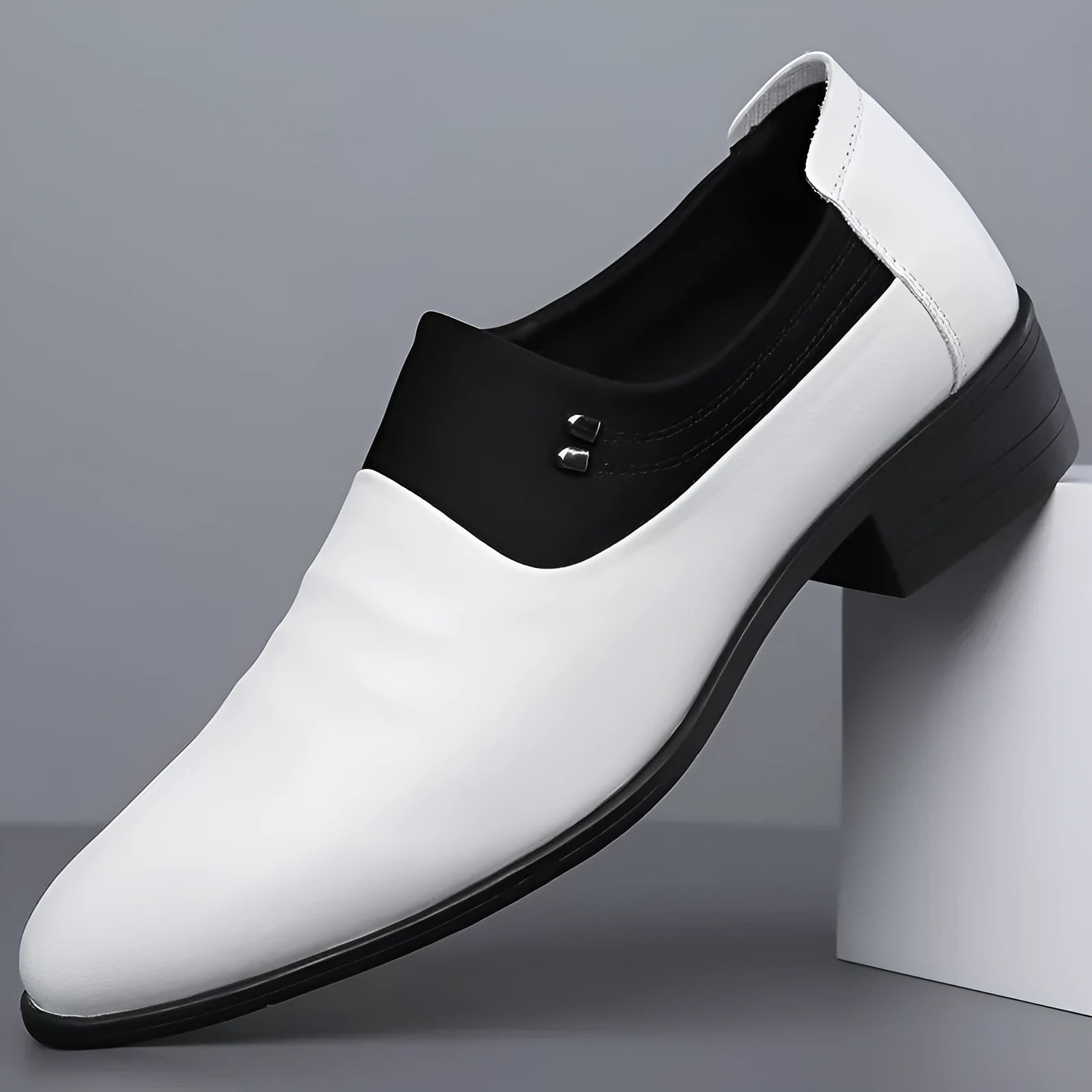 Men's business leather pointed toe pumps in white with low-top PU upper and rubber sole