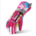 Ski gloves with diamond-shaped non-slip palm in multiple colours including black and blue