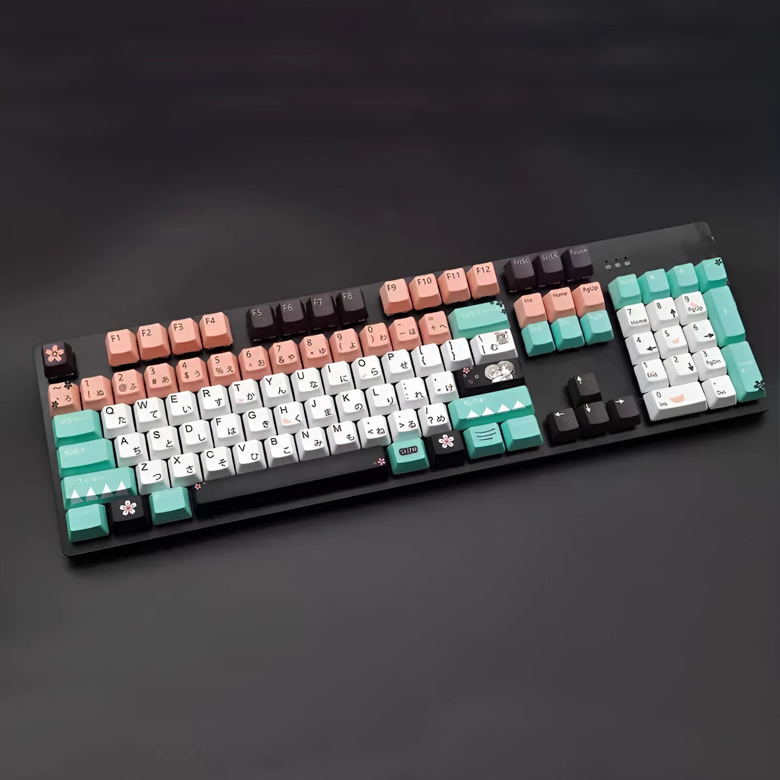 Green mechanical keyboard keycap with Cherry MX interface and USB wireless connection