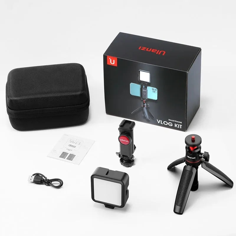 Combo 8 vlog bracket set with integrated fill light for mobile phones.