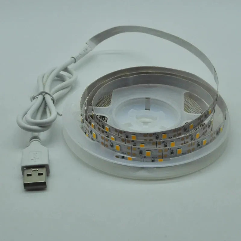 USB LED strip light with SMD2835 LEDs for TV background lighting, 60 beads per metre, USB powered