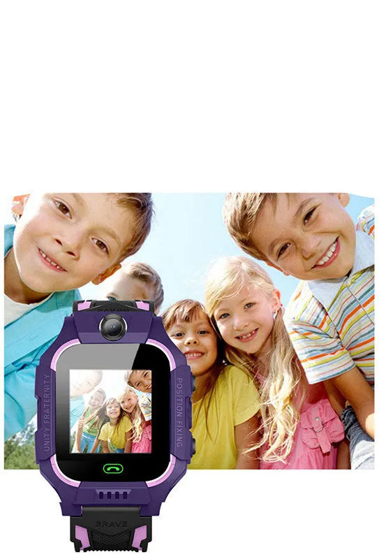Z6 Q19 children's smartwatch in green, purple, or red colours with 1.44-inch touch screen