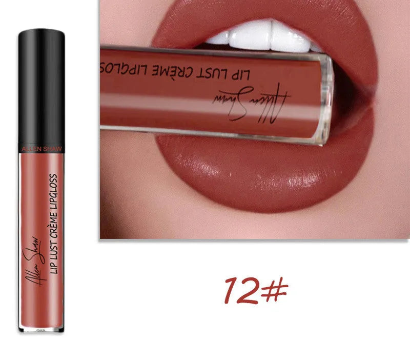 Silky cream texture lip gloss in twelve different colour shades with mineral formula
