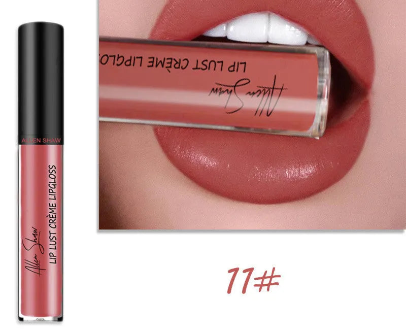 Silky cream texture lip gloss in twelve different colour shades with mineral formula