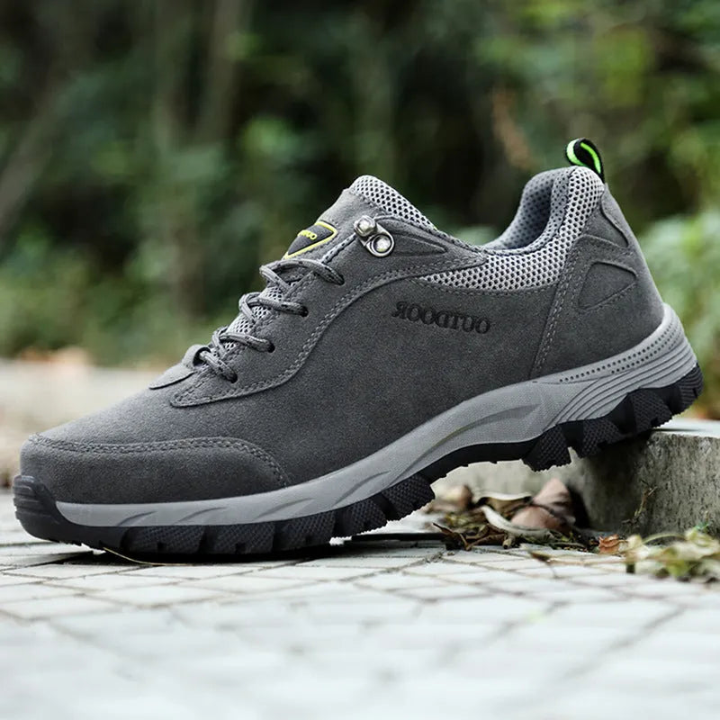 Men's low-cut outdoor hiking shoes in Army Green colour with mesh lining and PU insole.