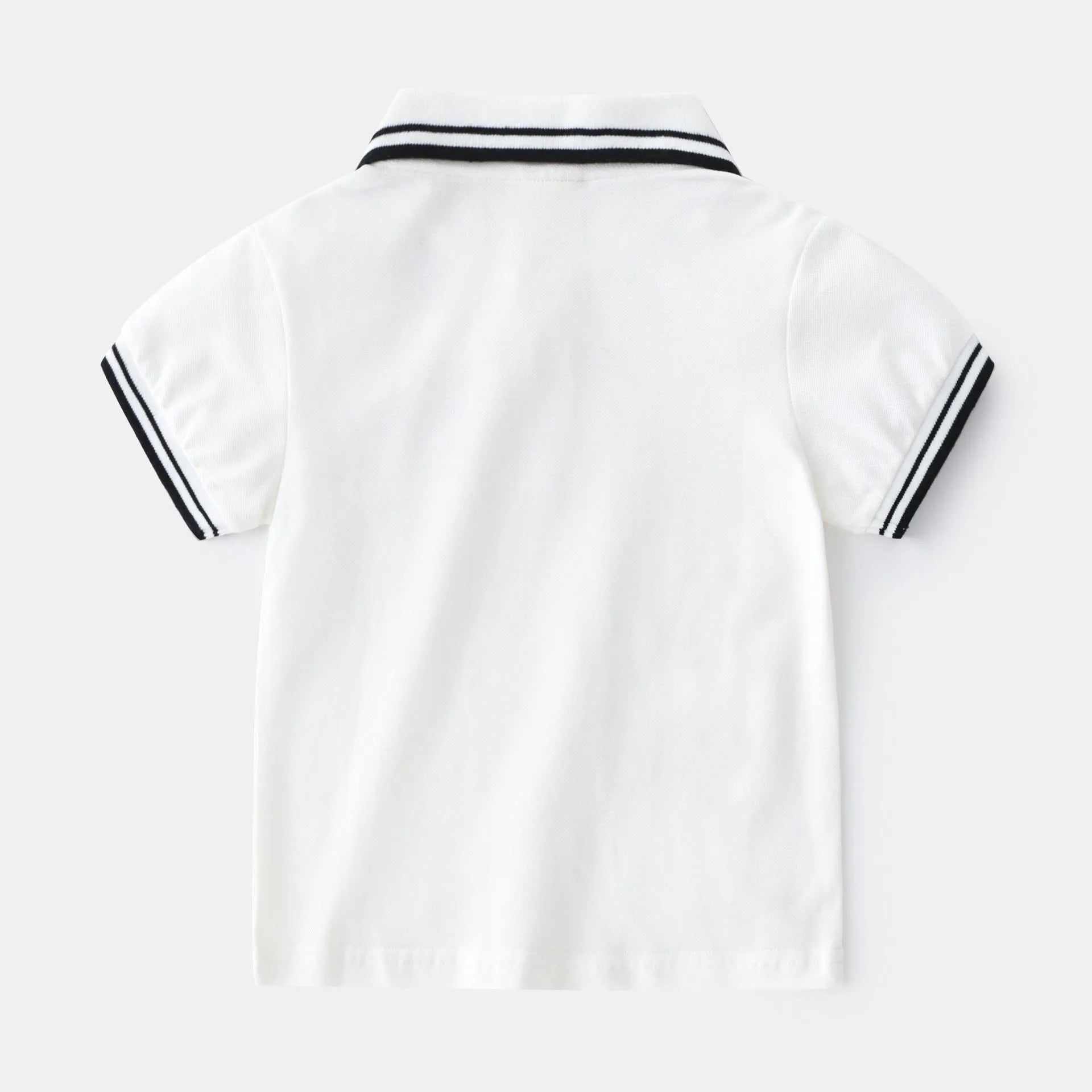 Boys' cotton polo shirt in white or black with round neck and short sleeves for summer wear