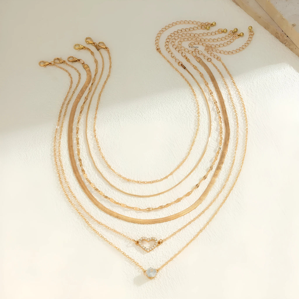 Women's snake bone chain contrast color necklace heart shape pendant alloy electroplated finish