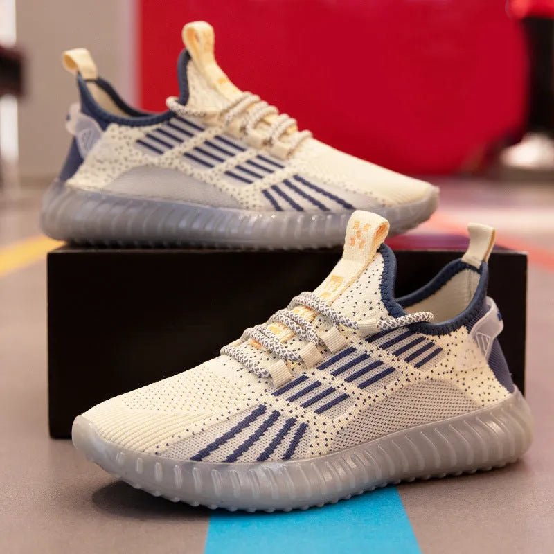 Men's white breathable flying fabric sports sneakers with a low-top and platform heel.