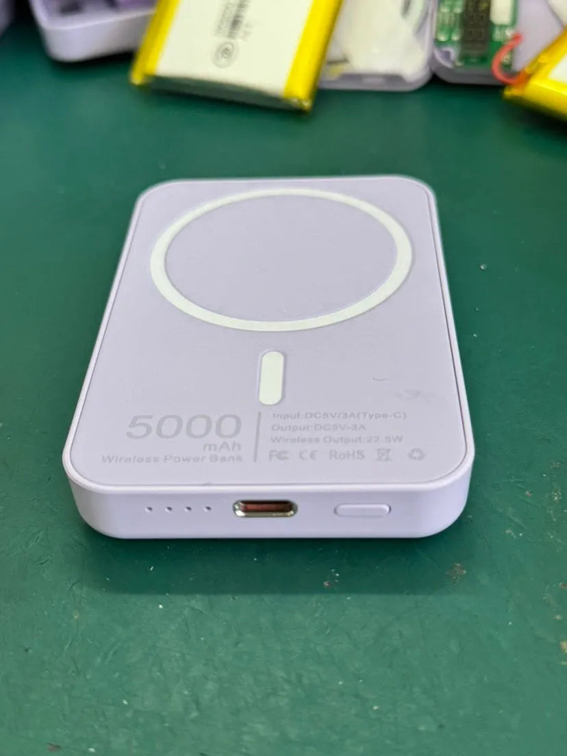 Magnetic wireless charging power bank in white PVC shell with 5000mAh capacity