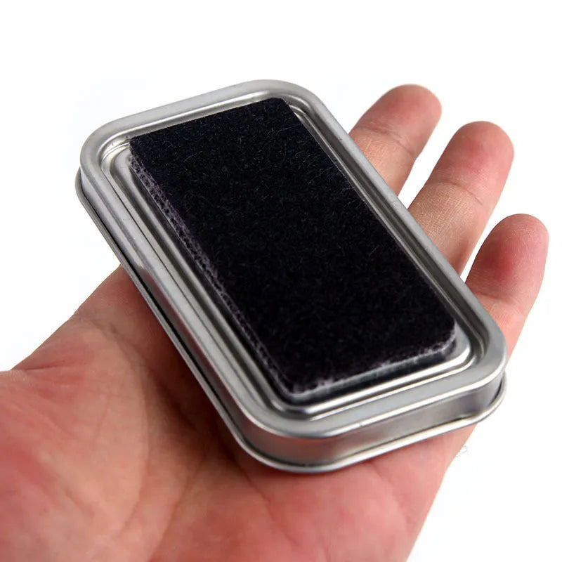 Rectangular oily stamp pad ink measuring 0.3x5.7x1.7cm in five colour options for DIY rubber stamps