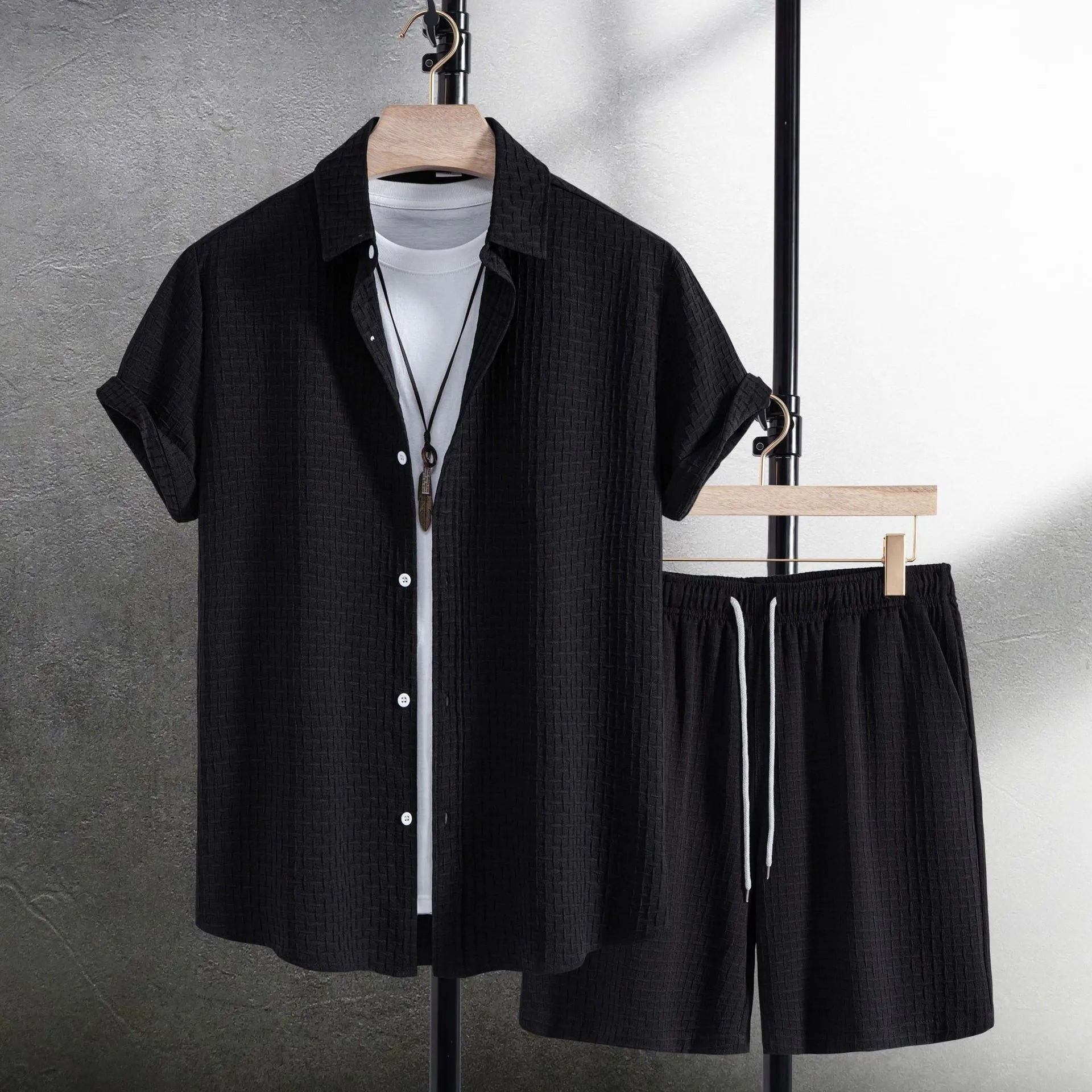 Men's beach suit with short sleeve shirt and matching shorts in cotton blend fabric