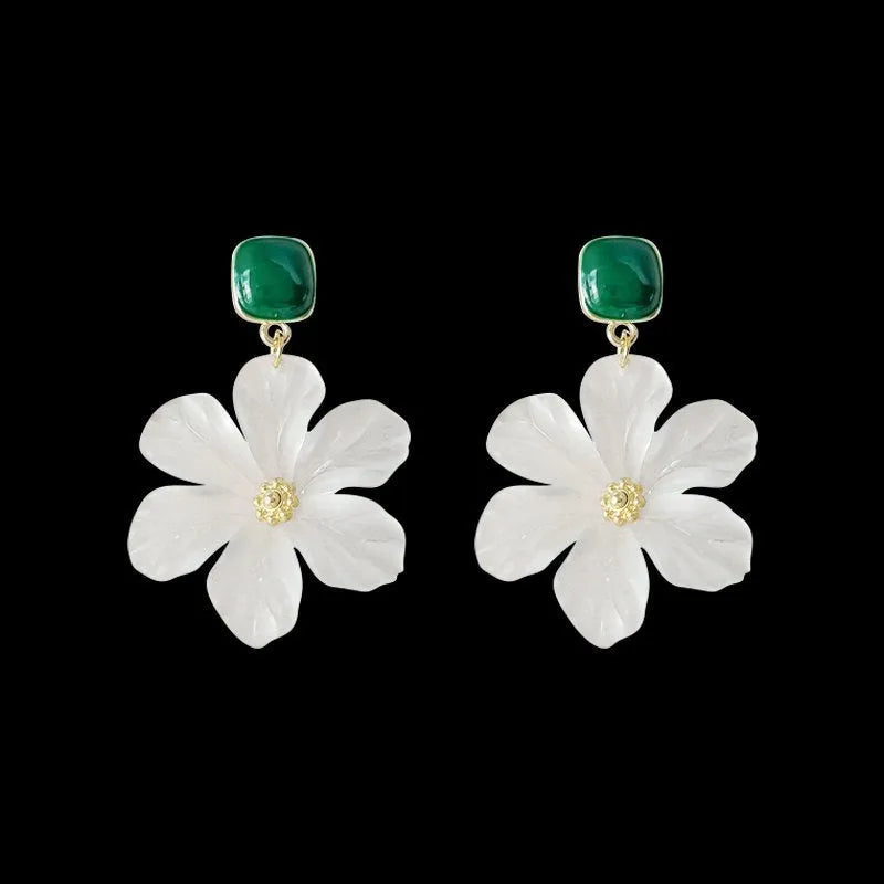 Dark green needle flowers design women's earrings in sterling silver tone alloy