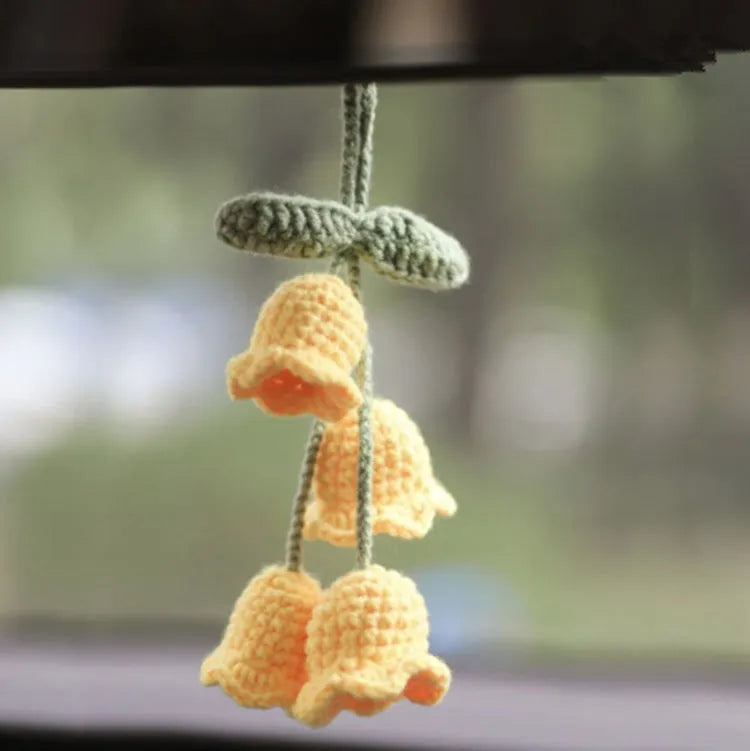 Green and white knitted wool car plant decoration with 25cm hanging rope