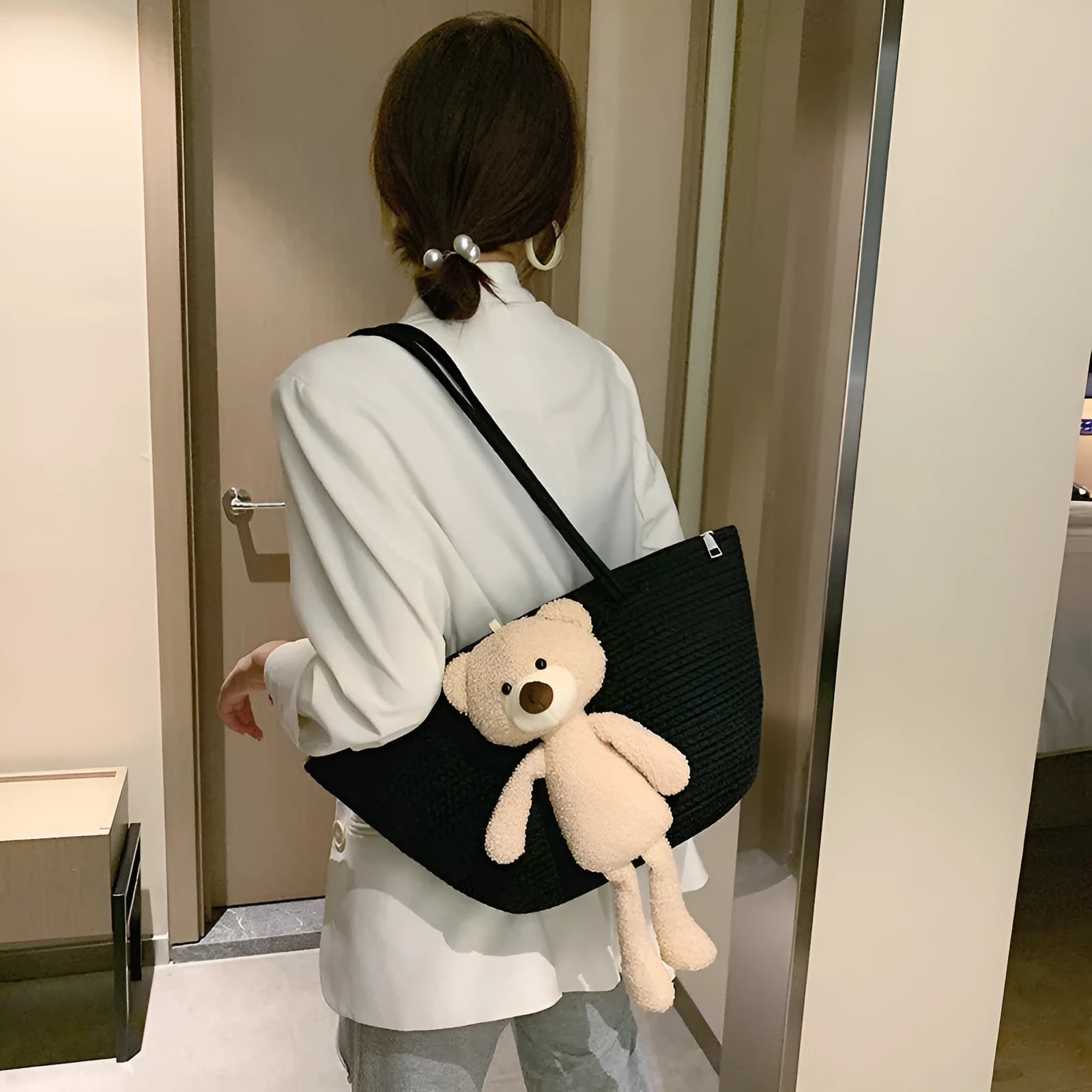 Cotton and linen woven bag with dumpling shape, three-dimensional pockets and double shoulder straps