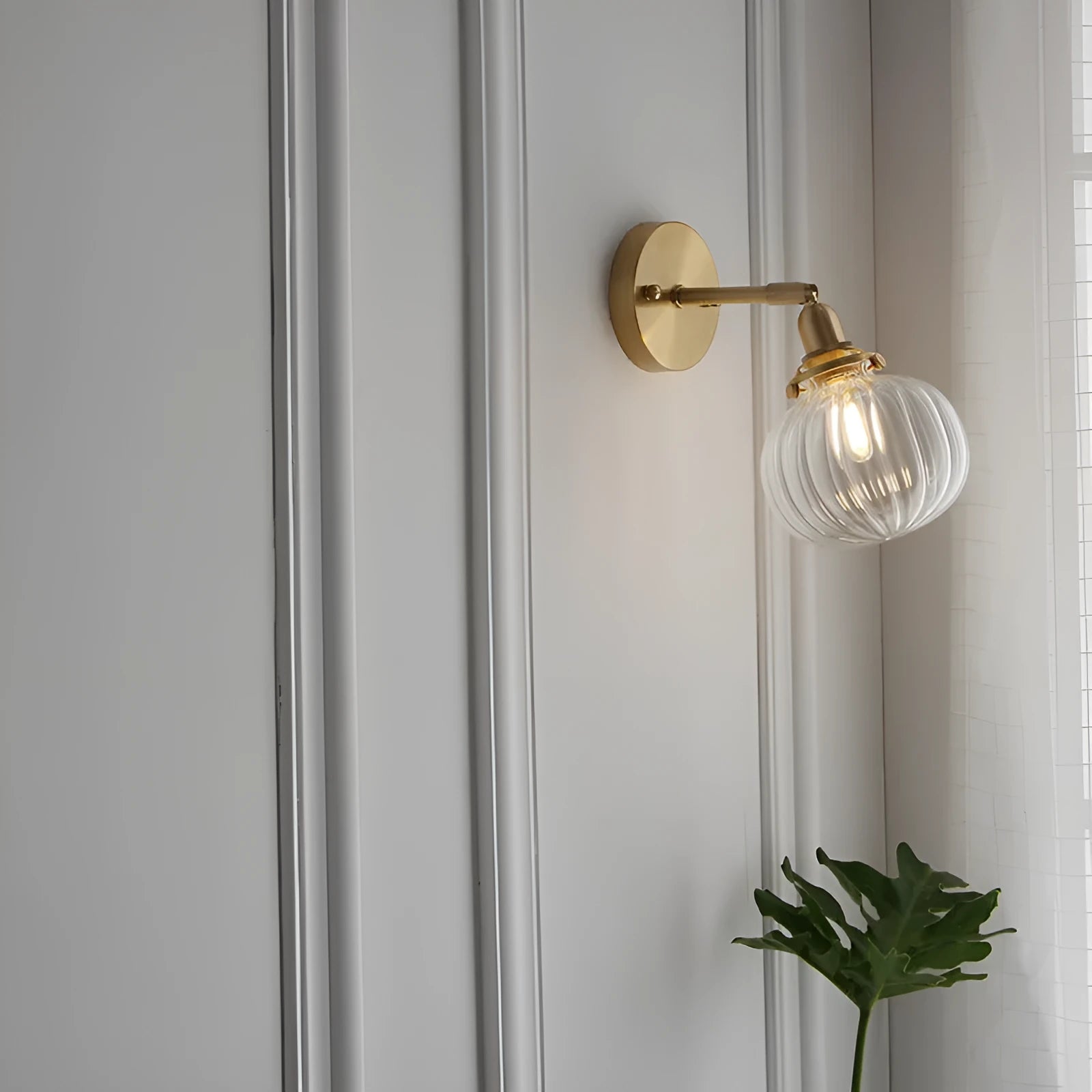 Pumpkin-shaped transparent glass wall lamp for living room or bedroom decor
