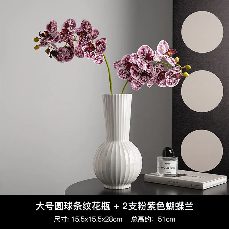 White ceramic ball striped vase with American country style decoration for living room table display