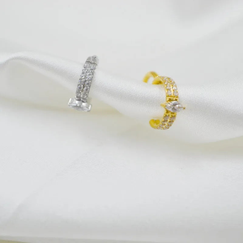 Heart-shaped titanium steel earrings with zircon stones in silver or gold colour