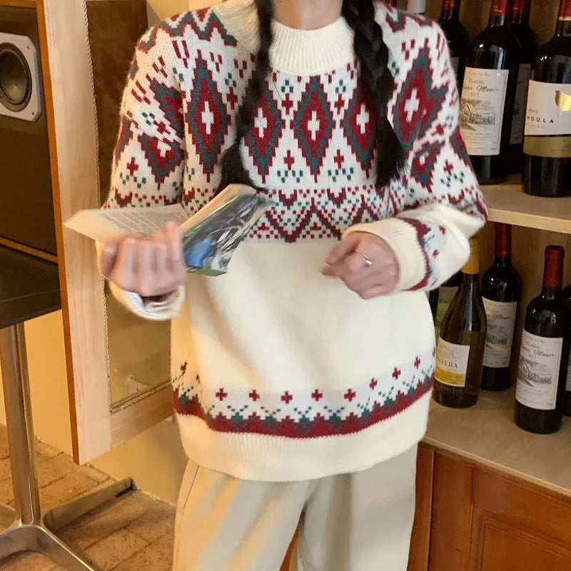 Retro striped pullover knitted top with long sleeves in white or red
