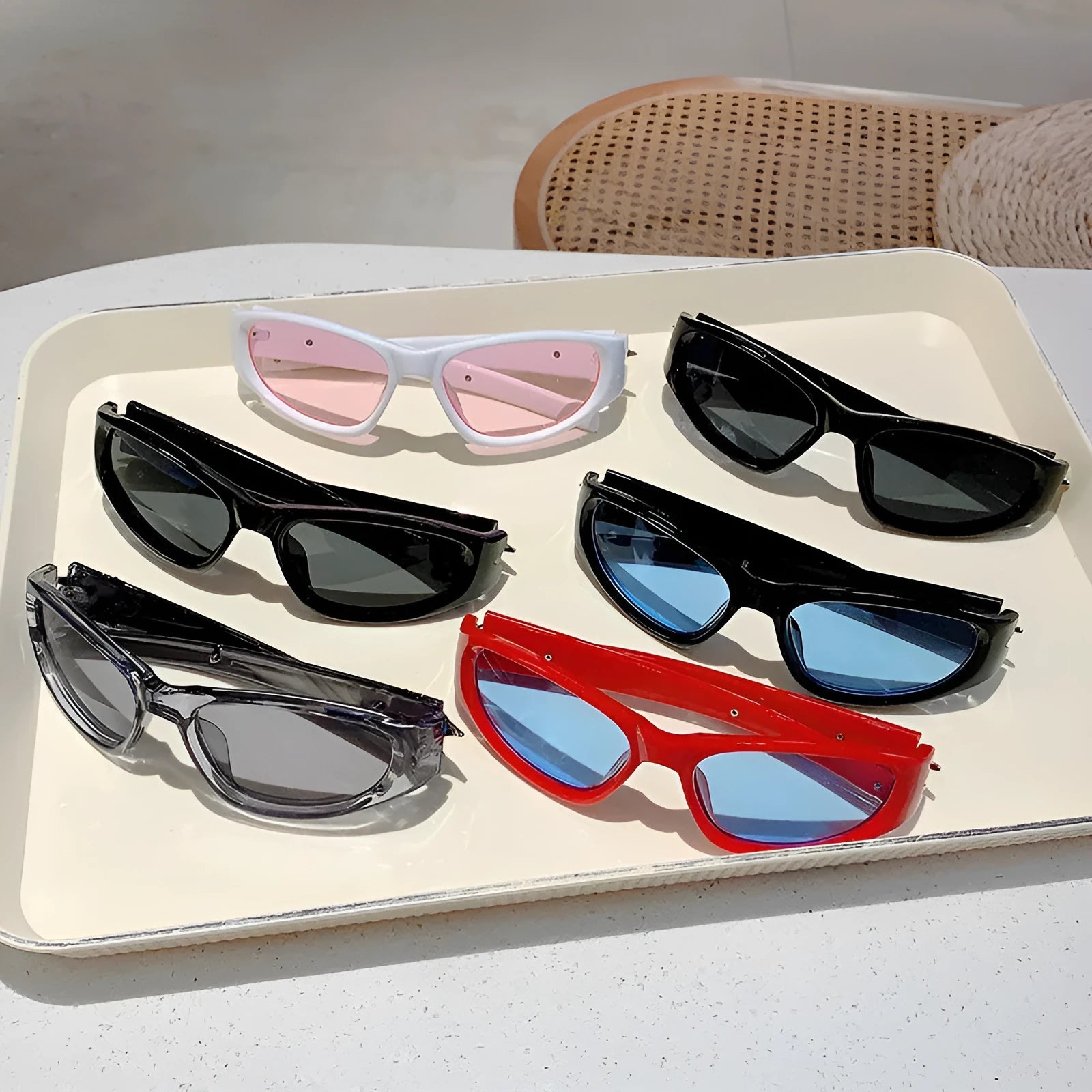 Outdoor sports windproof sunglasses with PC frame and polycarbonate lenses in six colour options