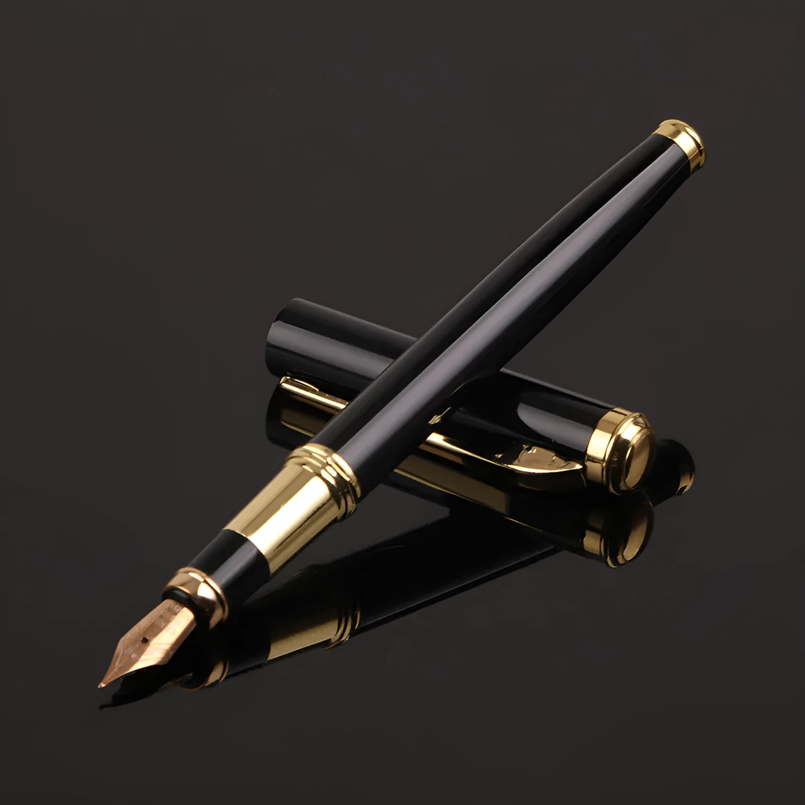 Metal fountain pen with 0.5mm iridium tip in red and black colour options