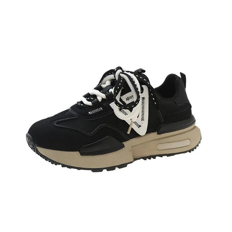 Retro platform sports shoes in black or khaki red with round toe and lace-up front