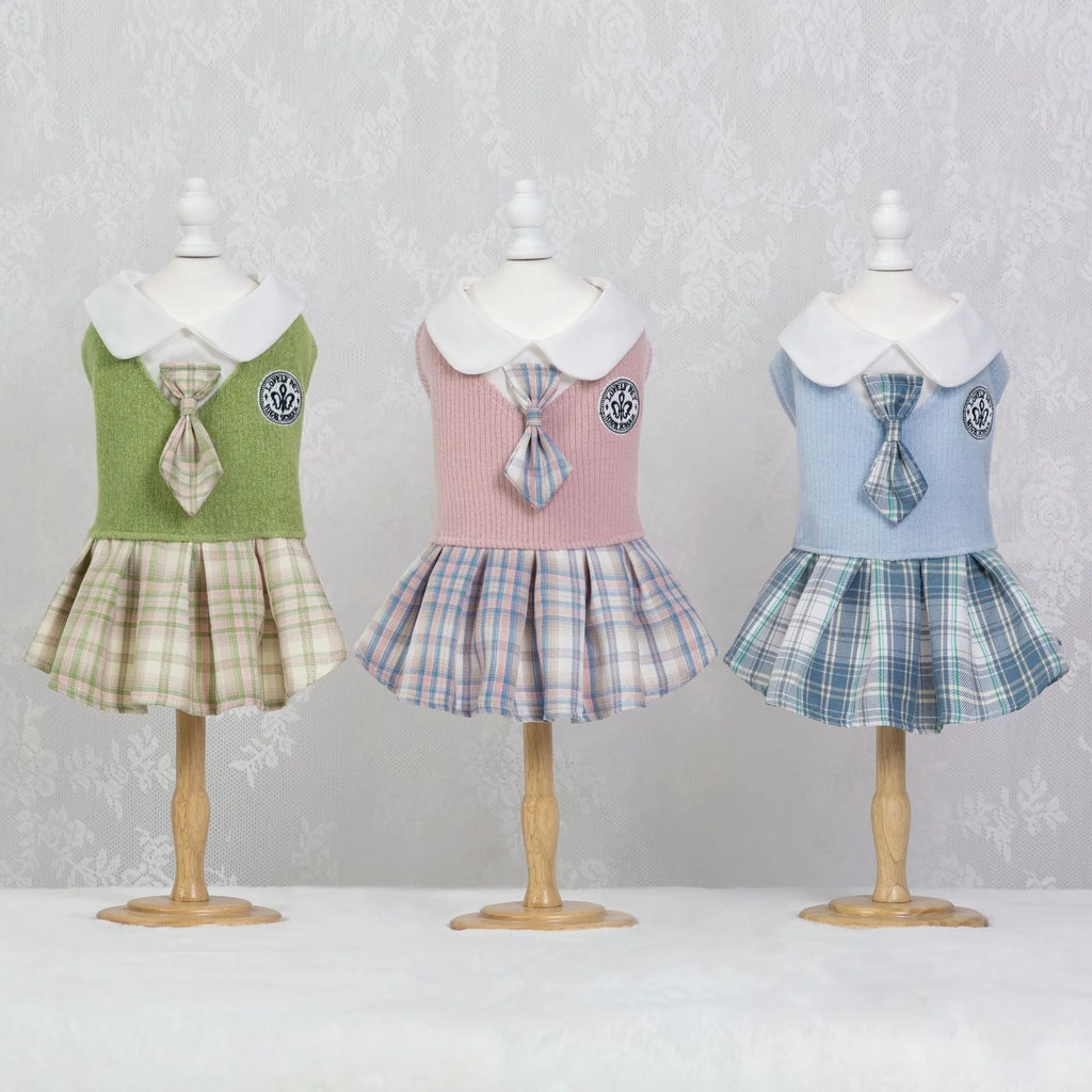Tartan pattern pet skirt for small dogs and cats in Princess style with polyester construction