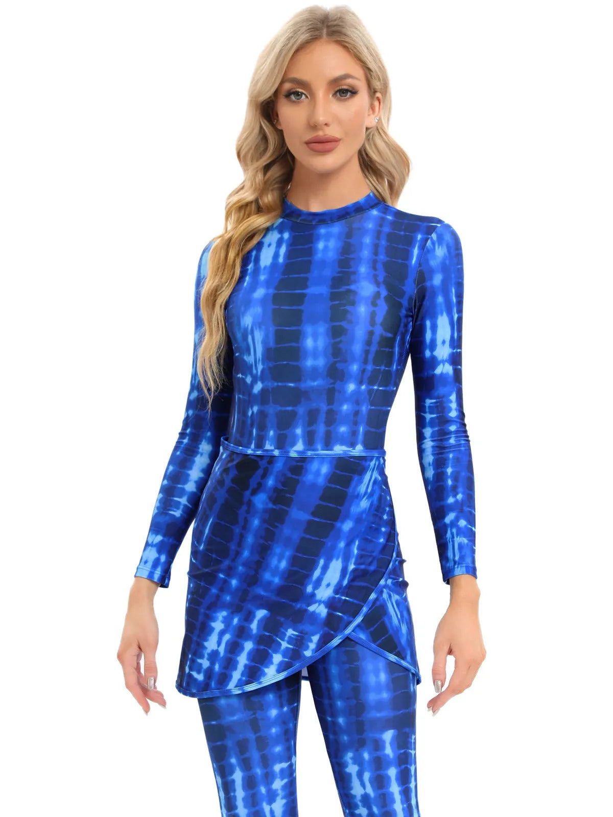 Conservative swimsuit three-piece set with apron in fresh pattern design