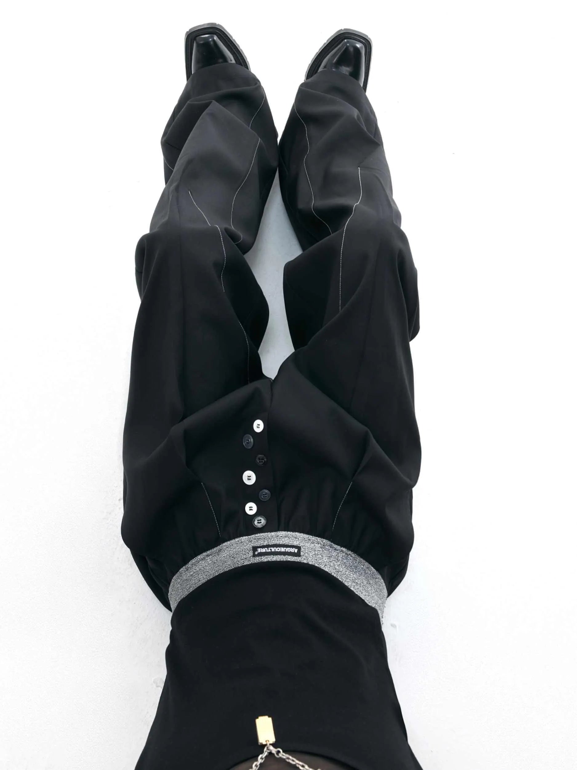High-waist straight-leg casual trousers with button fly in black or grey
