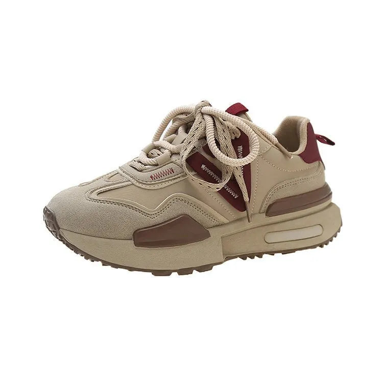 Retro platform sports shoes in black or khaki red with round toe and lace-up front