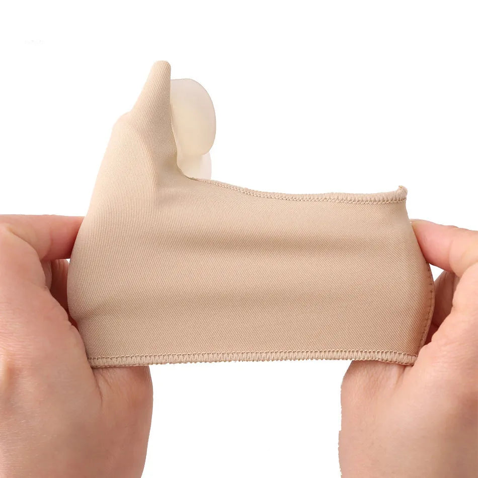 A pair of stretch fabric bunion socks with a soft gel pad and silicone toe separator in sizes small, medium, and large.