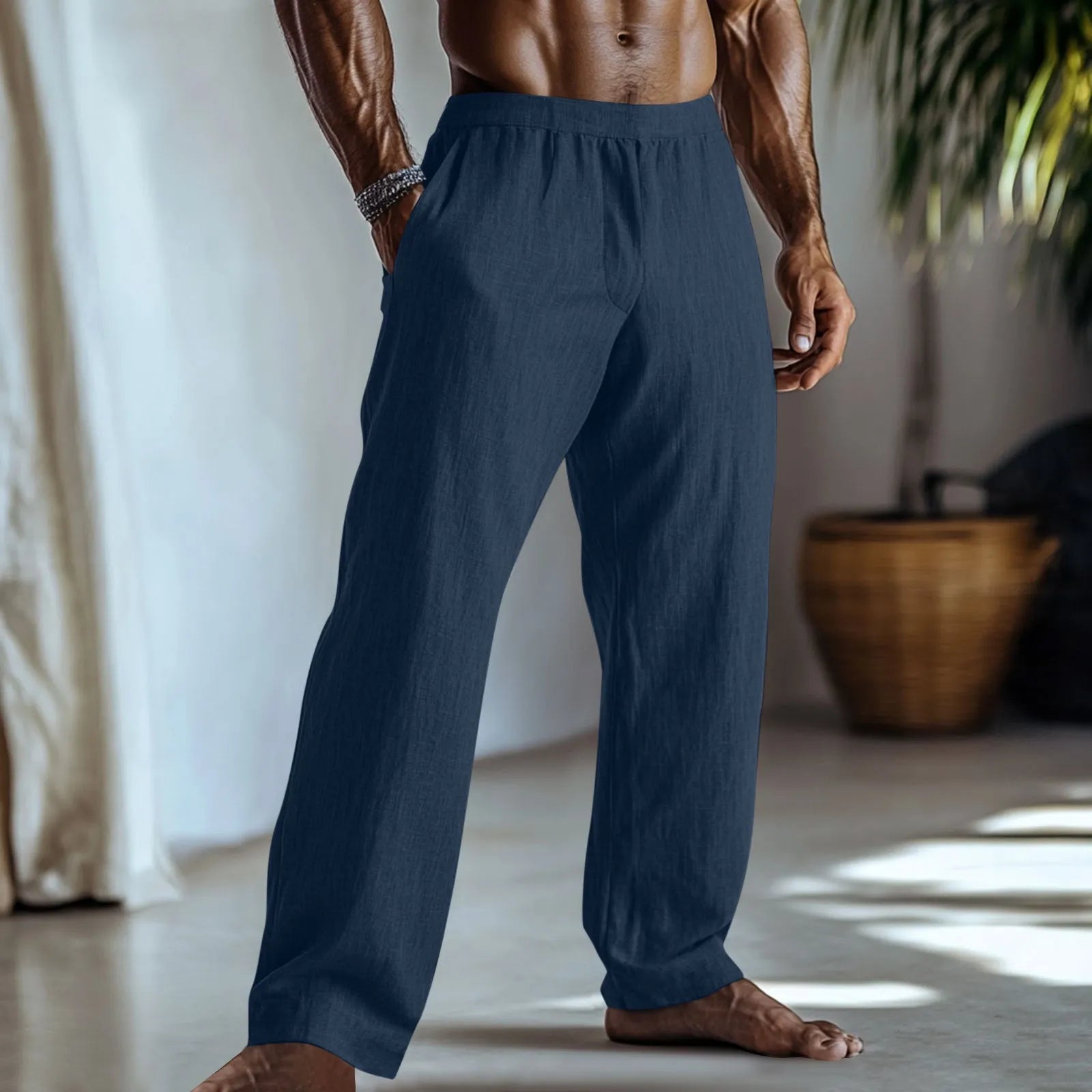 Straight-leg casual trousers in cotton and linen fabric in a solid colour with pockets.