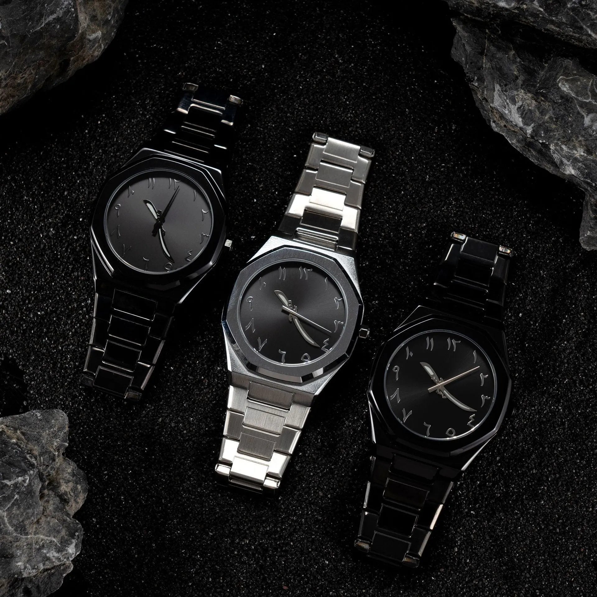 Business casual men's steel belt watch with quartz movement and 10mm thickness