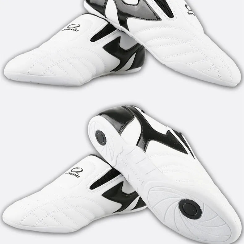 Black and white children martial arts shoes for boxing and Sanda training with soft bottom design